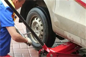 那曲地区附近拖车24小时服务热线电话